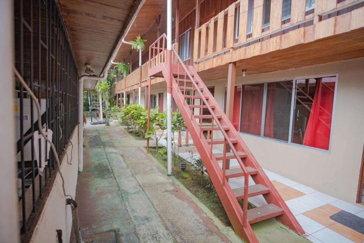 Rio Danta Hostel La Fortuna Exterior foto