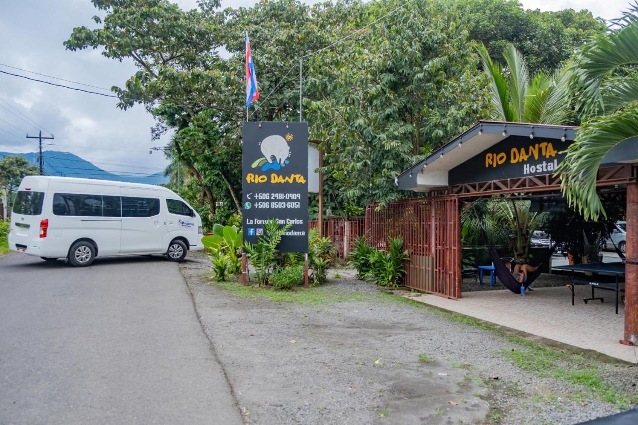 Rio Danta Hostel La Fortuna Exterior foto